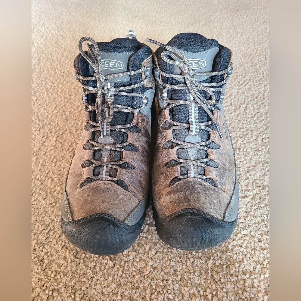 Men's Targhee III Waterproof Mid hiking Boot - Picture 2 of 7